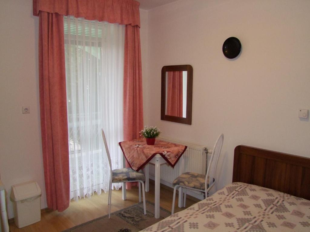 Rajna Apartmanház Bogács Habitación foto