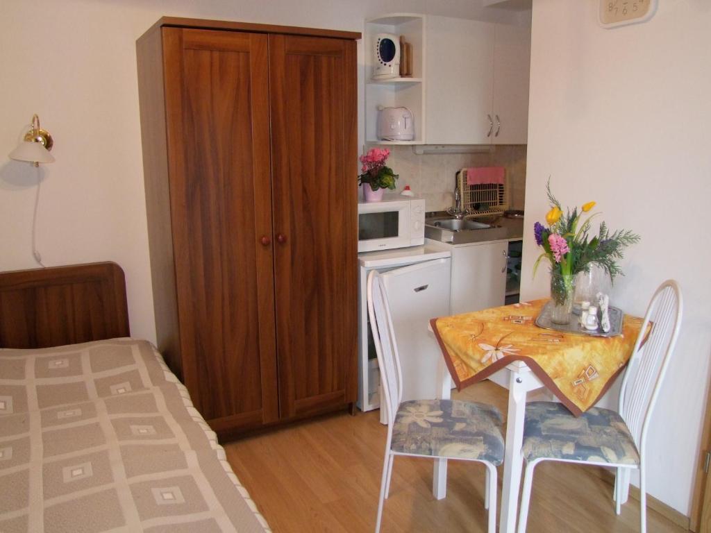 Rajna Apartmanház Bogács Habitación foto